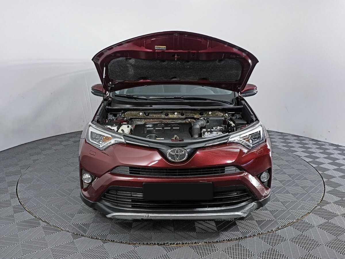 Toyota RAV4 с пробегом — 2019 год. Фото: #8