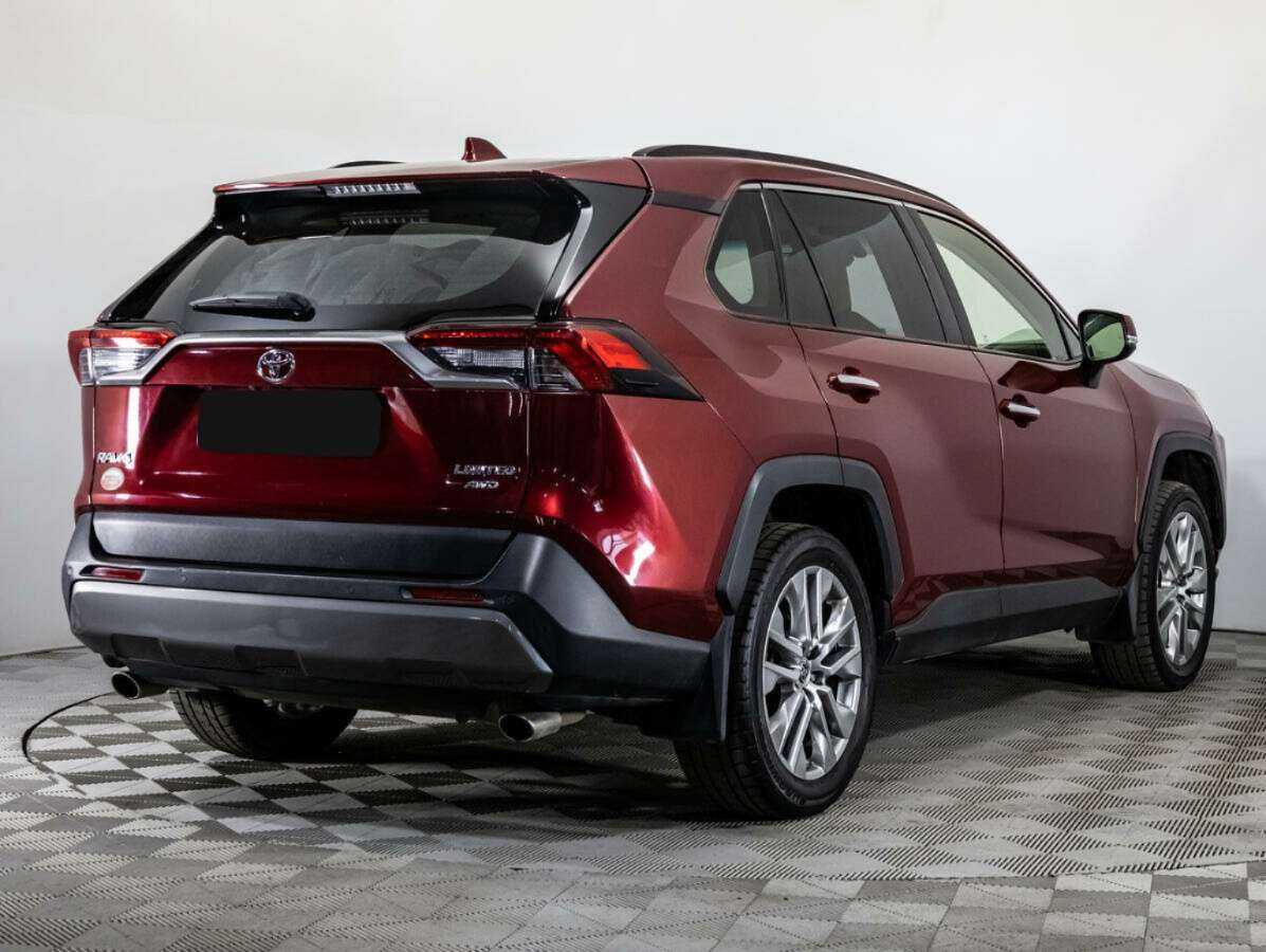 Toyota RAV4 с пробегом — 2019 год. Фото: #4