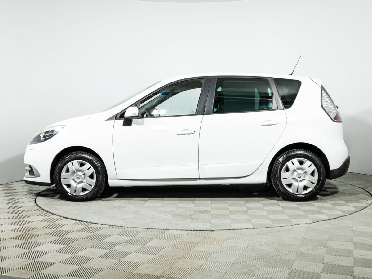 Renault Scenic с пробегом — 2012 год. Фото: #7