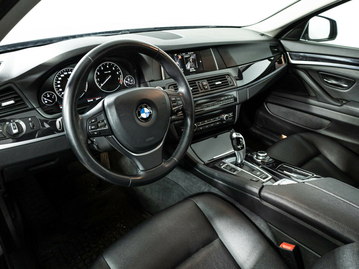 BMW 5 серии с пробегом — 2014 год. Фото: #10