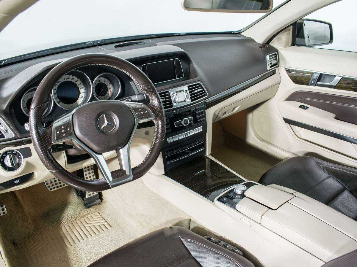 Mercedes-Benz E-Класс с пробегом — 2014 год. Фото: #12