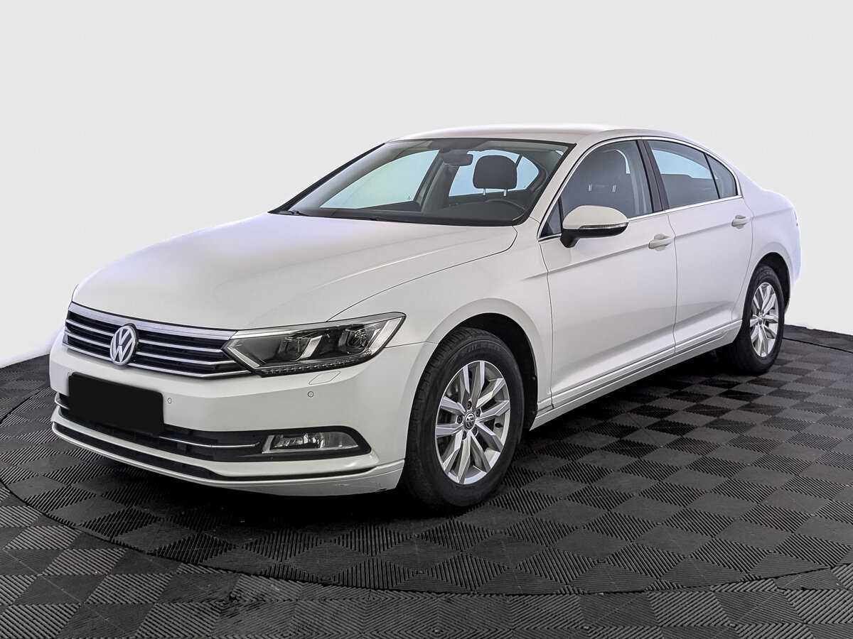 Volkswagen Passat с пробегом — 2019 год. Фото: #0