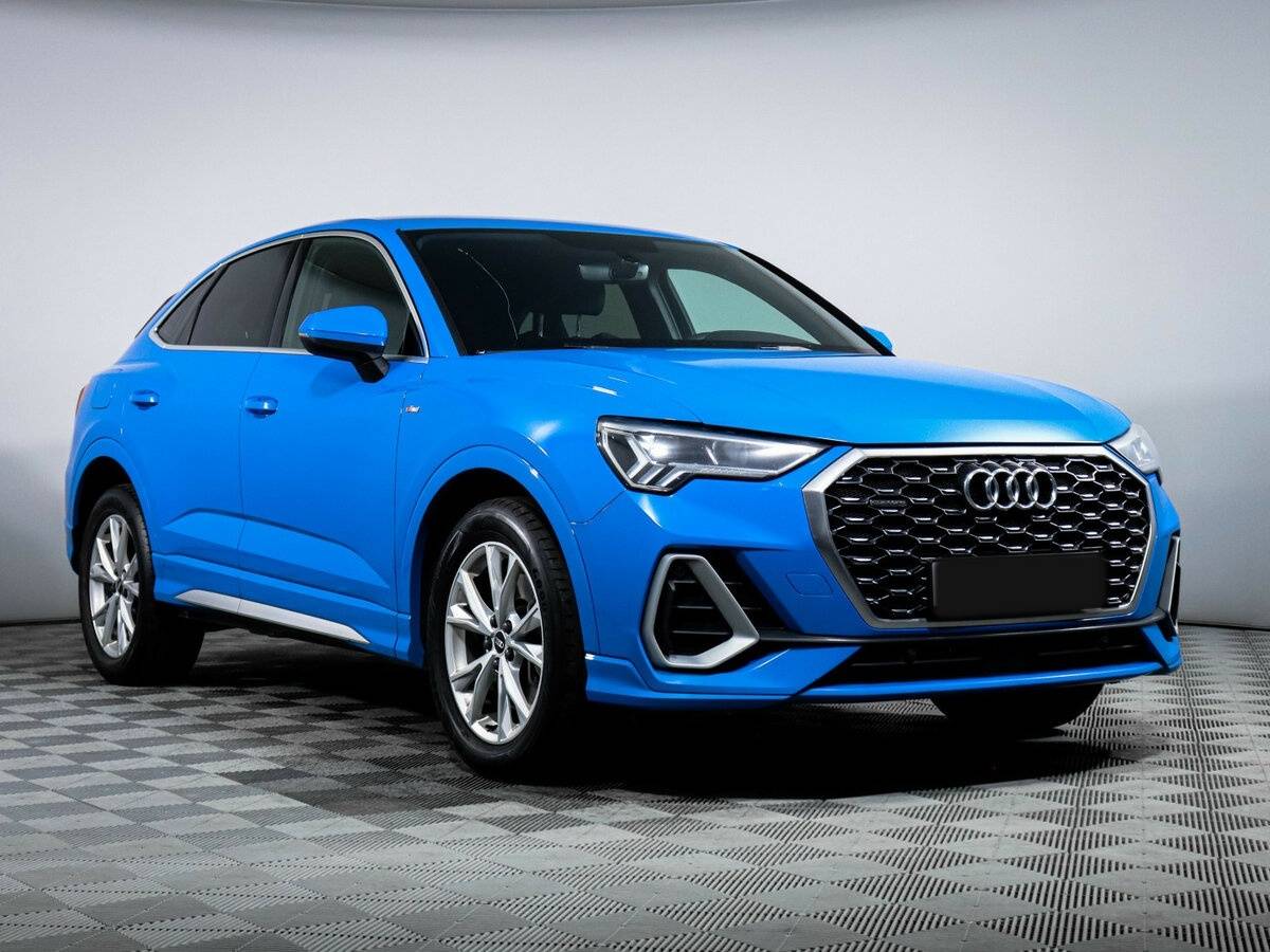 Audi Q3 Sportback с пробегом — 2021 год. Фото: #2