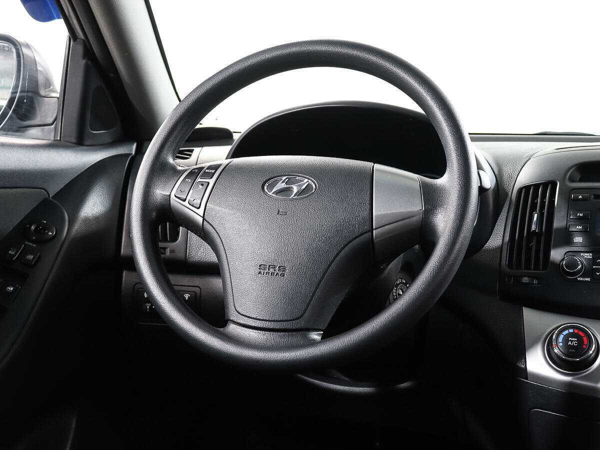 Hyundai Elantra с пробегом — 2011 год. Фото: #14