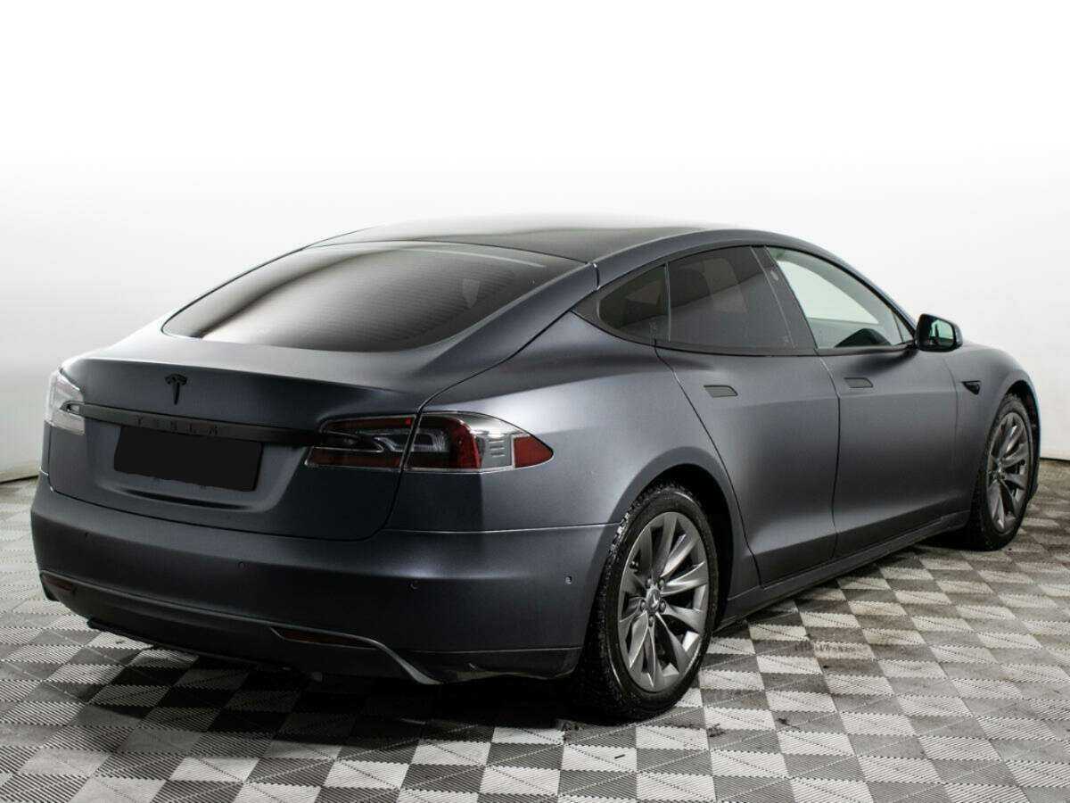 Tesla Model S с пробегом — 2019 год. Фото: #4