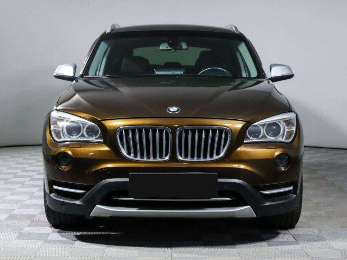 BMW X1 с пробегом — 2012 год. Фото: #1