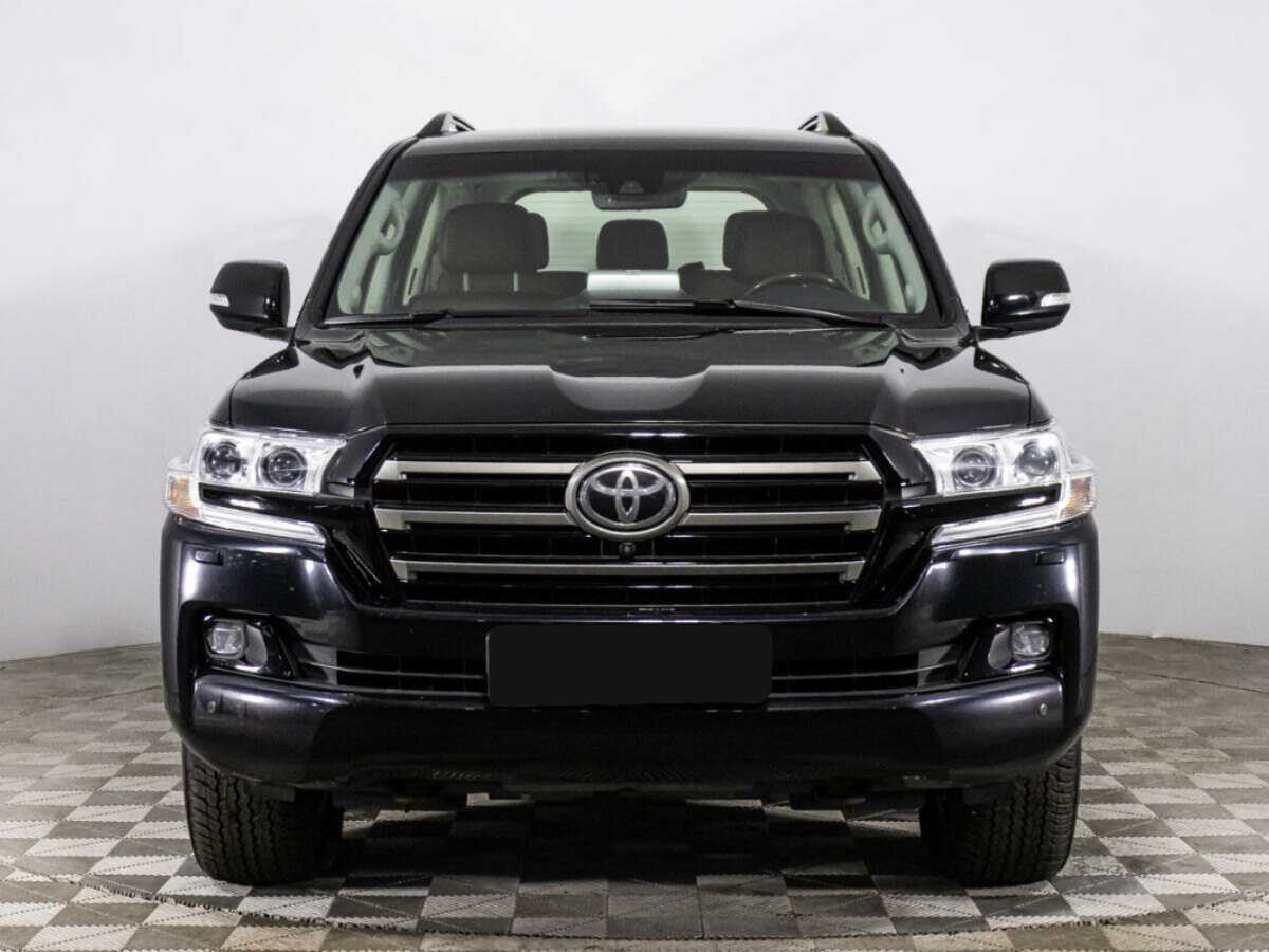Toyota Land Cruiser с пробегом — 2016 год. Фото: #1