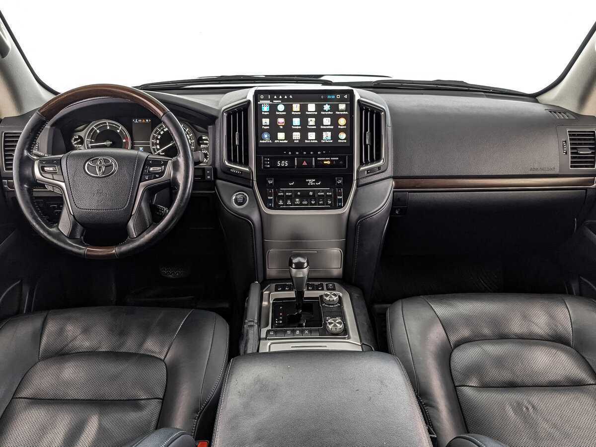 Toyota Land Cruiser с пробегом — 2016 год. Фото: #8