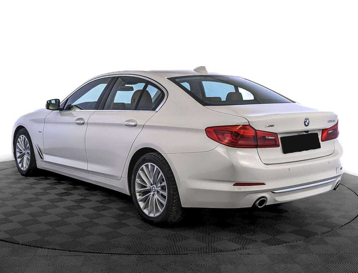 BMW 5 серии с пробегом — 2017 год. Фото: #6