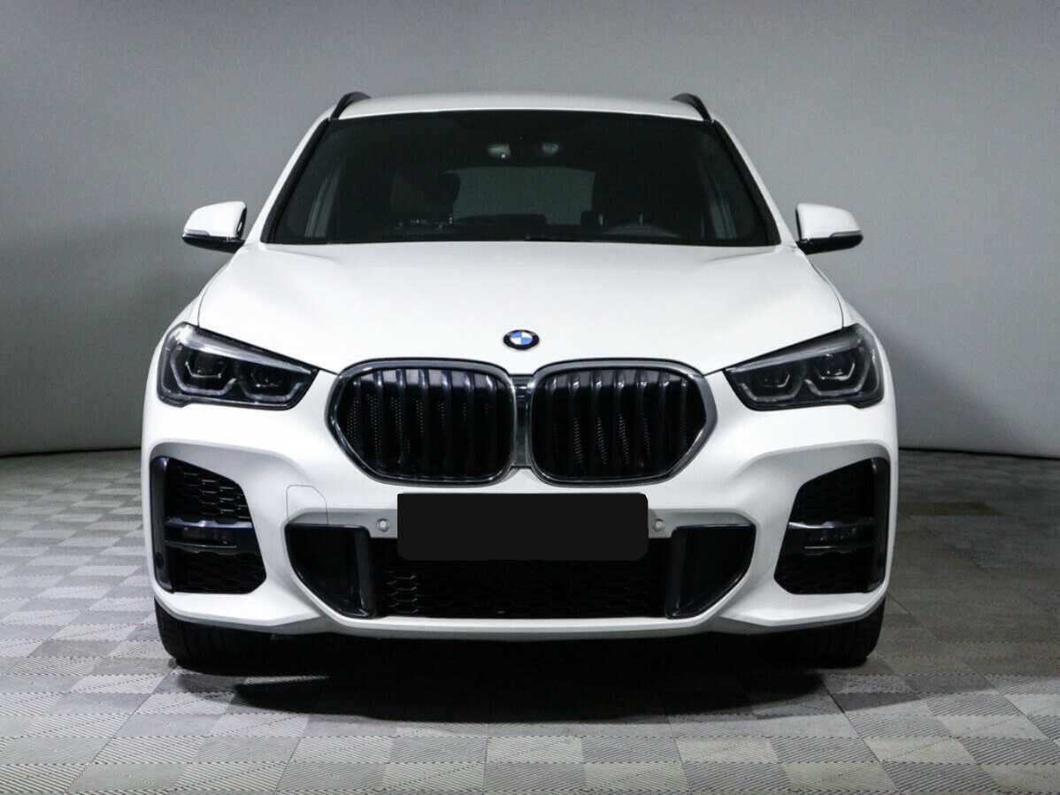 BMW X1 с пробегом — 2020 год. Фото: #1