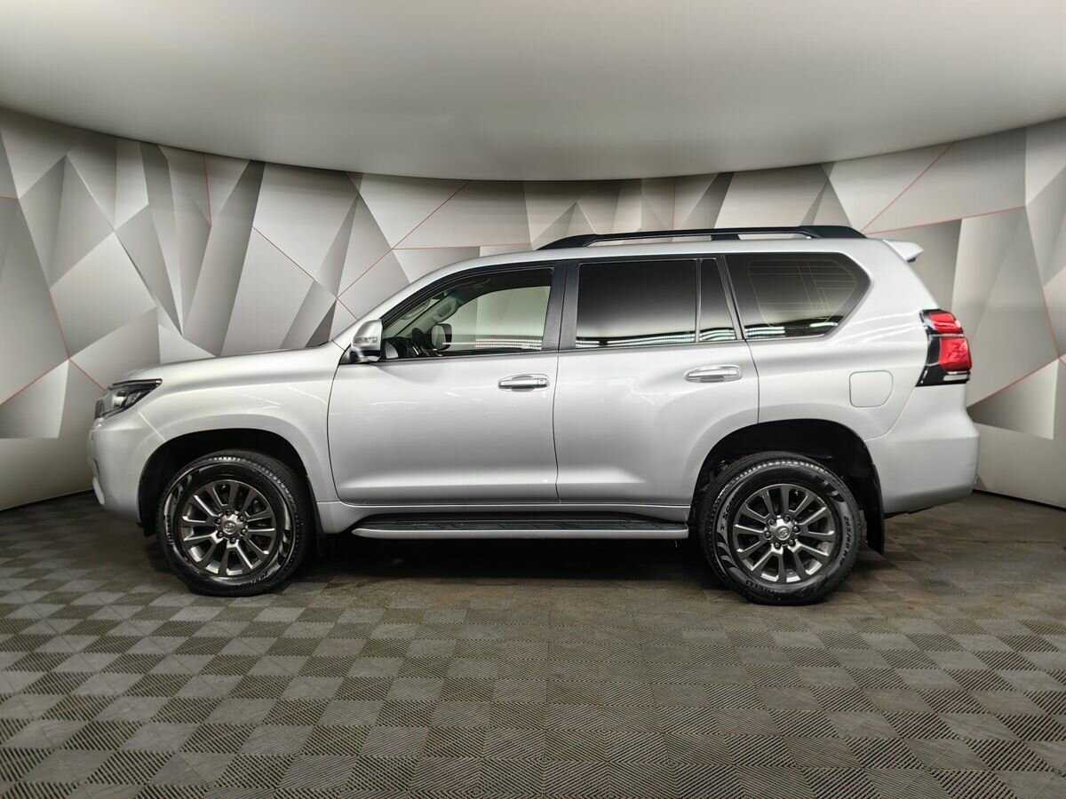 Toyota Land Cruiser Prado с пробегом — 2017 год. Фото: #4