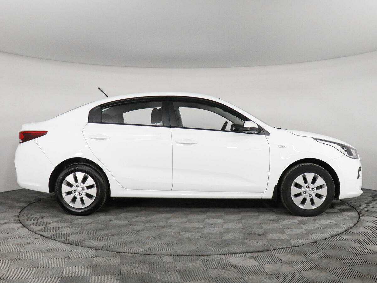 Kia Rio с пробегом — 2019 год. Фото: #3