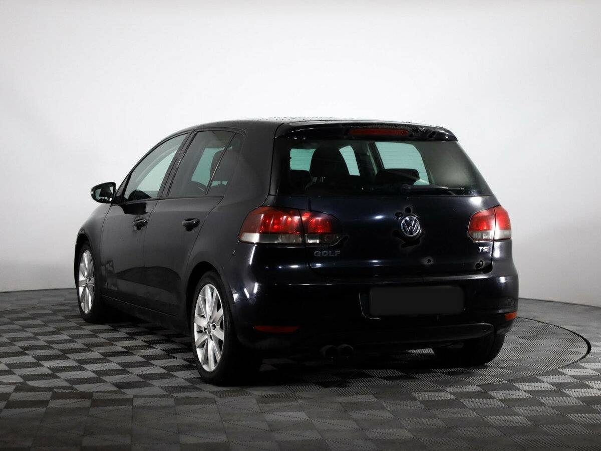 Volkswagen Golf с пробегом — 2009 год. Фото: #1