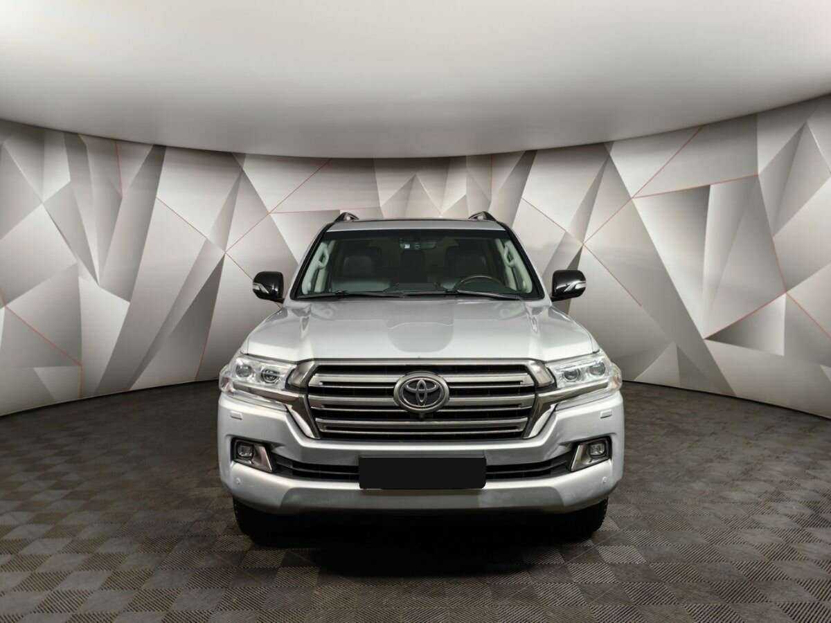 Toyota Land Cruiser с пробегом — 2015 год. Фото: #6