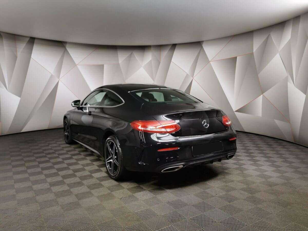 Mercedes-Benz C-Класс с пробегом — 2018 год. Фото: #3