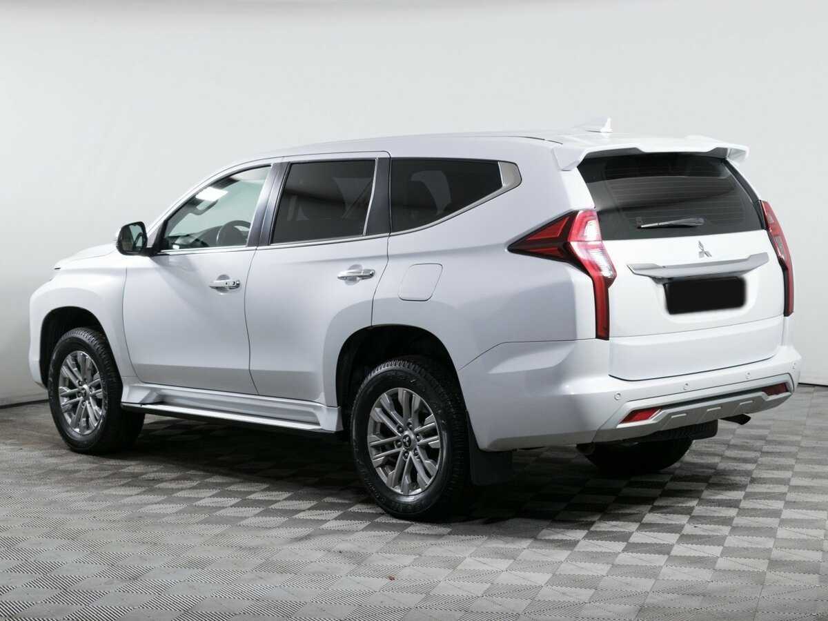 Mitsubishi Pajero Sport с пробегом — 2020 год. Фото: #5