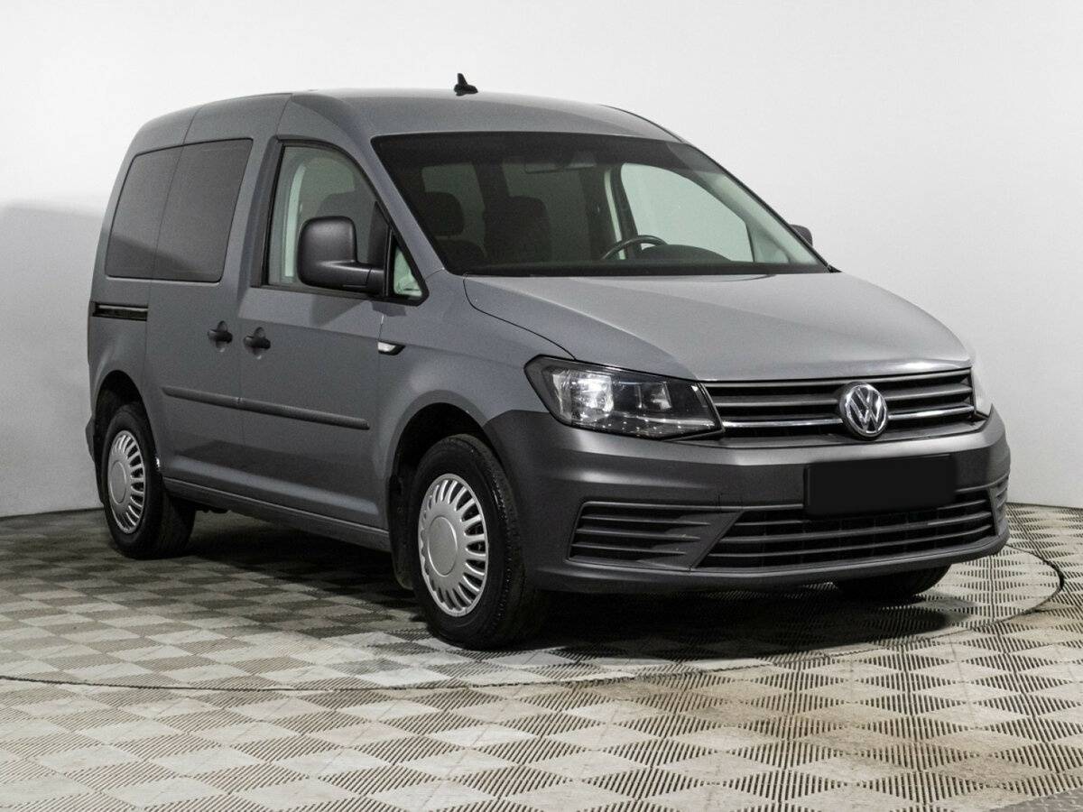 Volkswagen Caddy с пробегом — 2017 год. Фото: #2