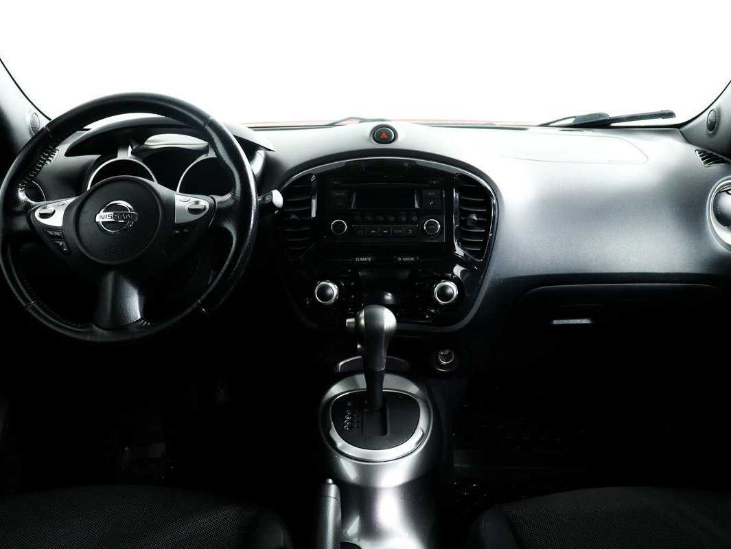 Nissan Juke с пробегом — 2011 год. Фото: #10