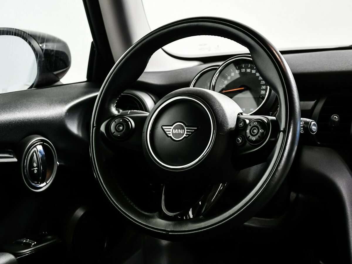 Mini Hatch с пробегом — 2020 год. Фото: #14