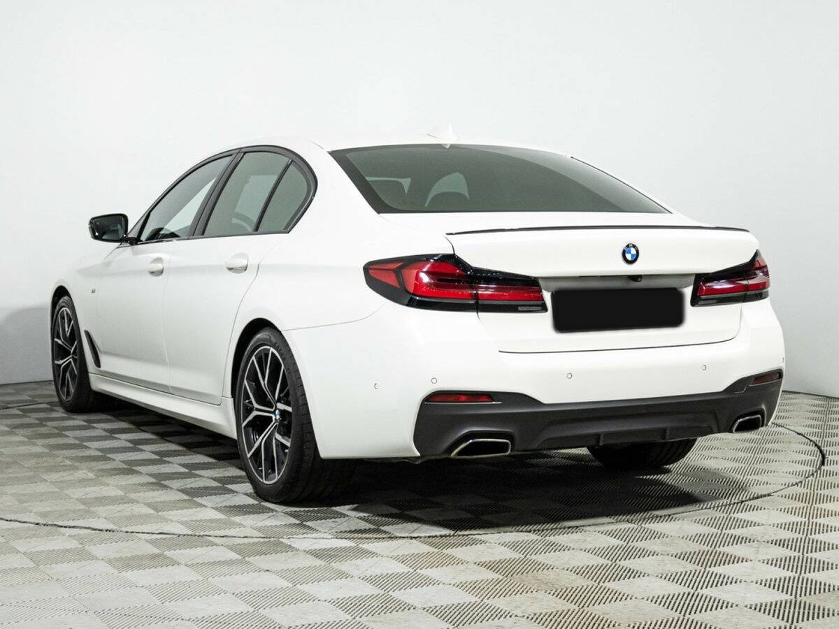 BMW 5 серии с пробегом — 2022 год. Фото: #5