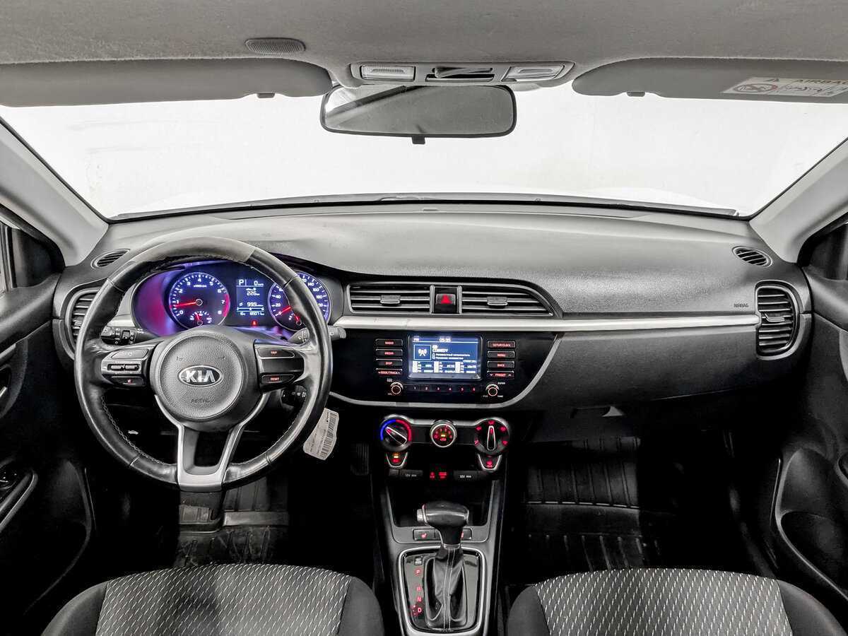 Kia Rio с пробегом — 2020 год. Фото: #13