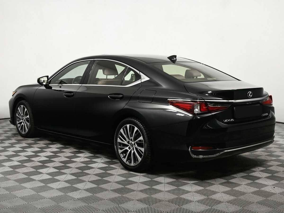 Lexus ES с пробегом — 2018 год. Фото: #6