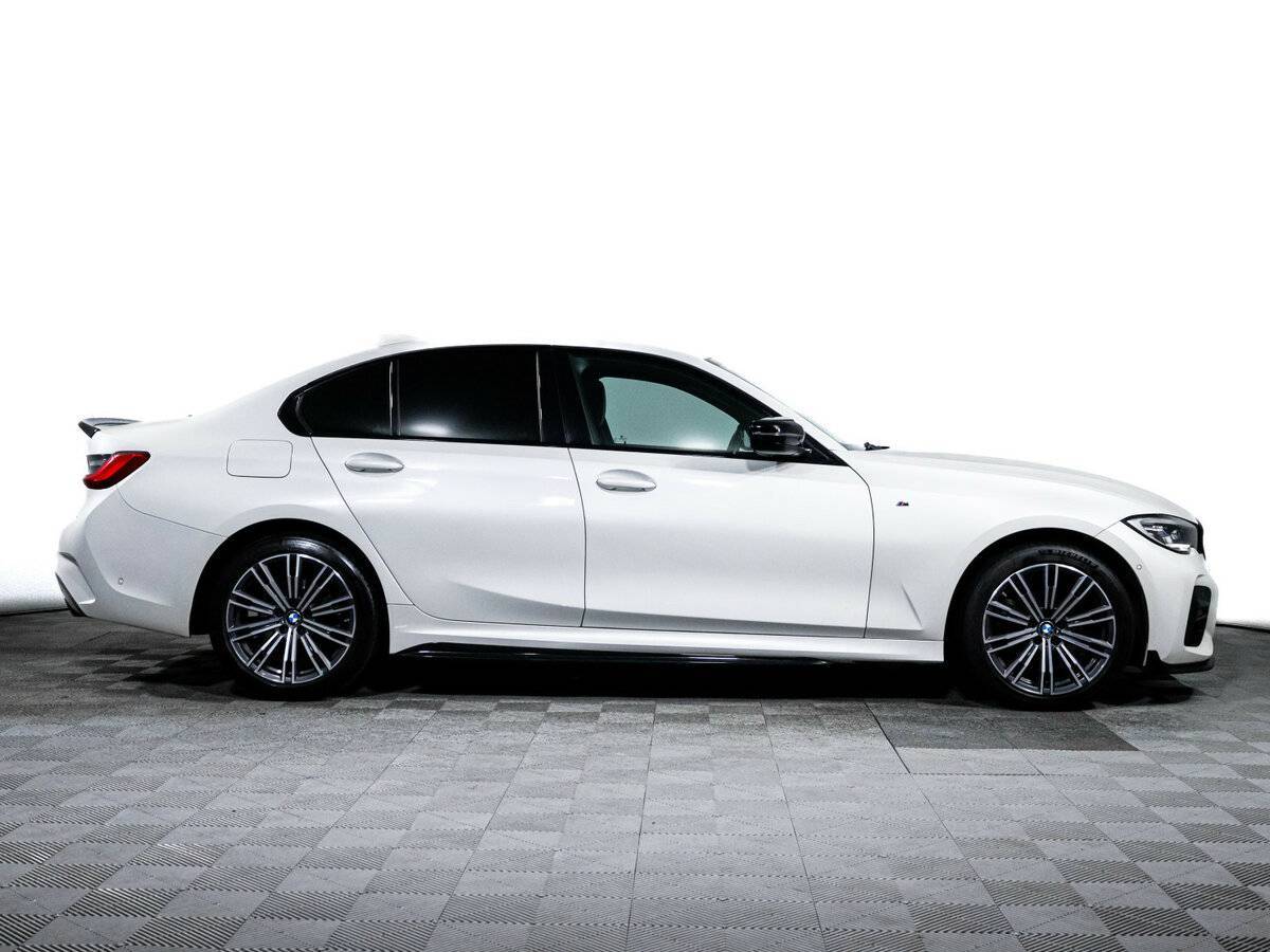BMW 3 серии с пробегом — 2020 год. Фото: #3