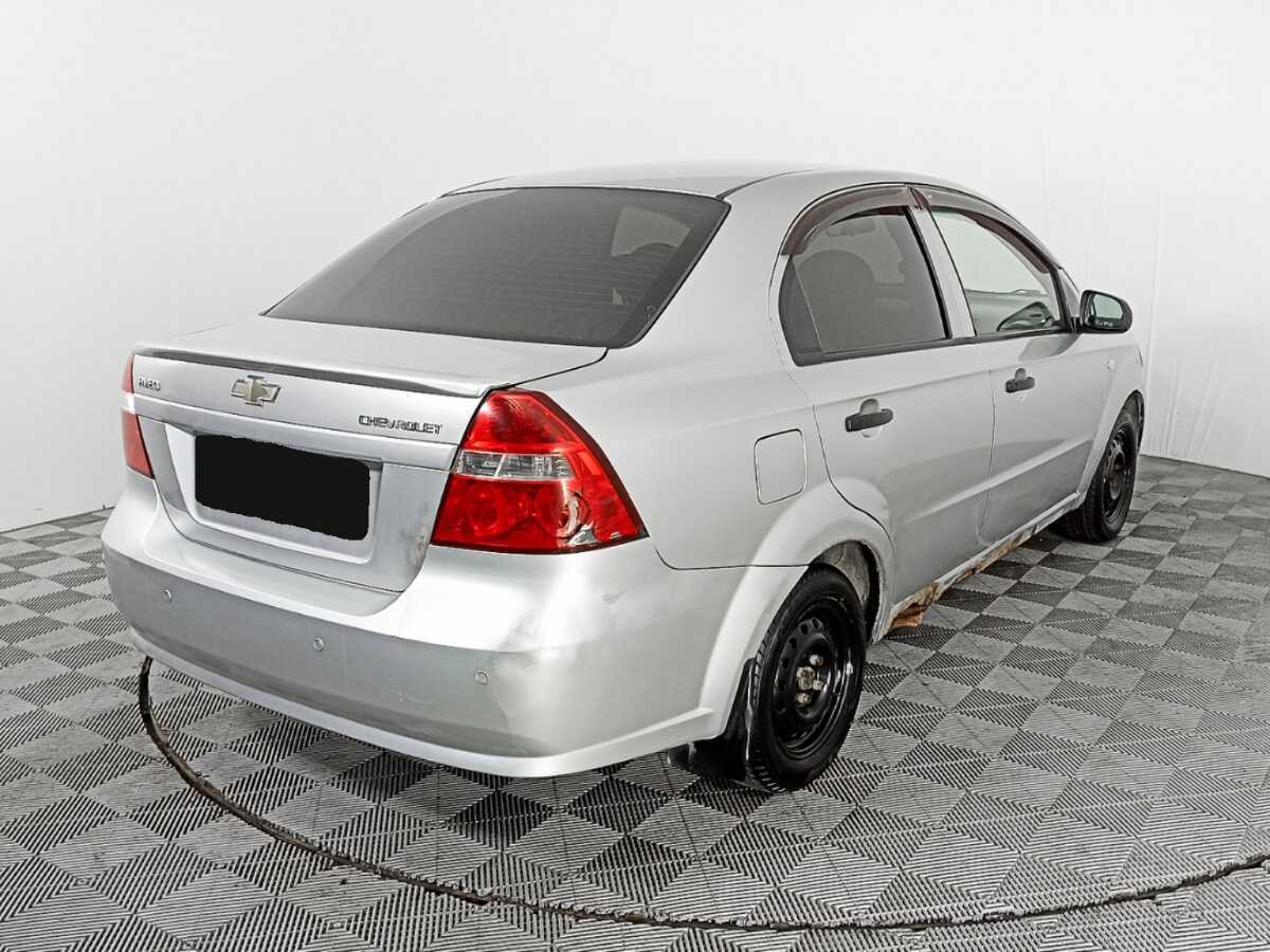 Chevrolet Aveo с пробегом — 2008 год. Фото: #4
