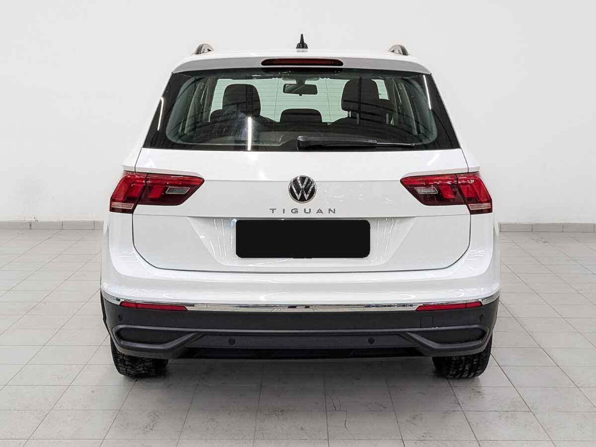 Volkswagen Tiguan с пробегом — 2021 год. Фото: #5
