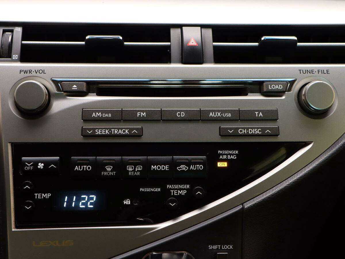 Lexus RX с пробегом — 2011 год. Фото: #18