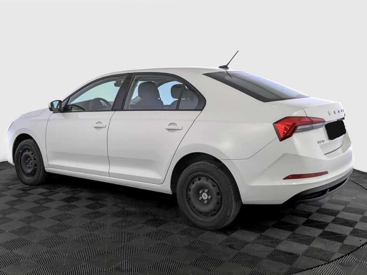 Skoda Rapid с пробегом — 2020 год. Фото: #6