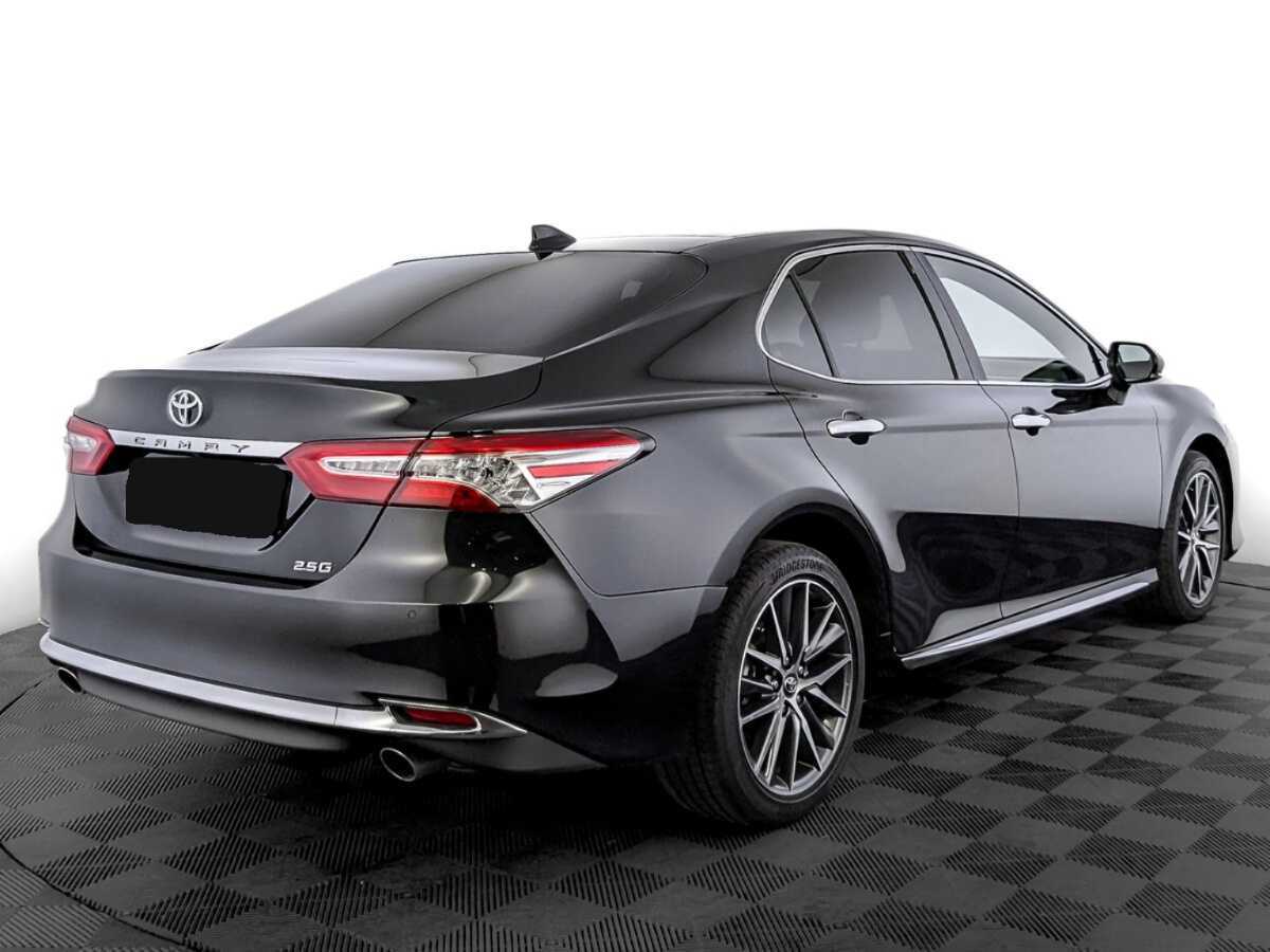 Toyota Camry с пробегом — 2023 год. Фото: #4