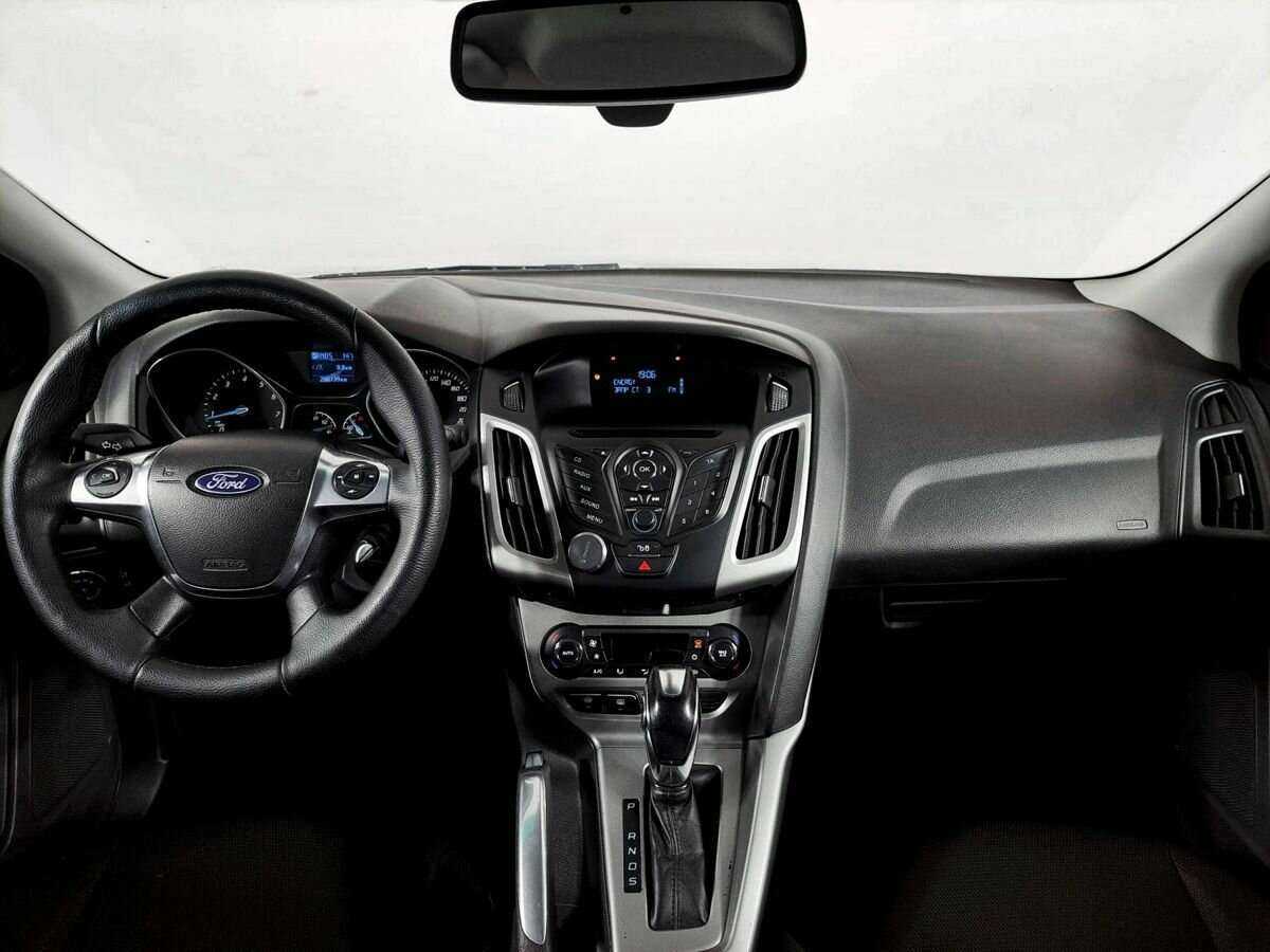 Ford Focus с пробегом — 2012 год. Фото: #13