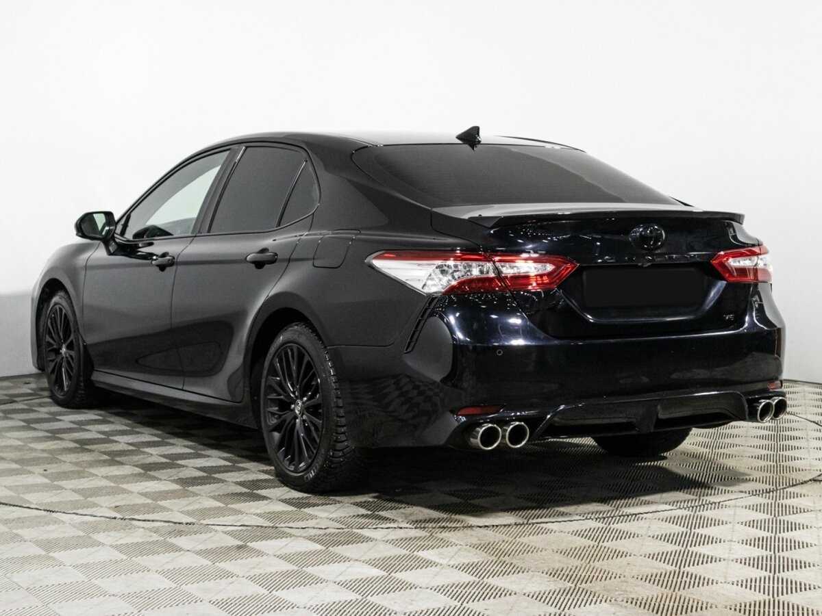 Toyota Camry с пробегом — 2019 год. Фото: #6