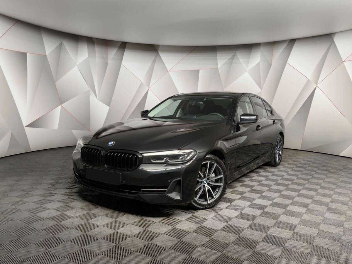 BMW 5 серии с пробегом — 2020 год. Фото: #0
