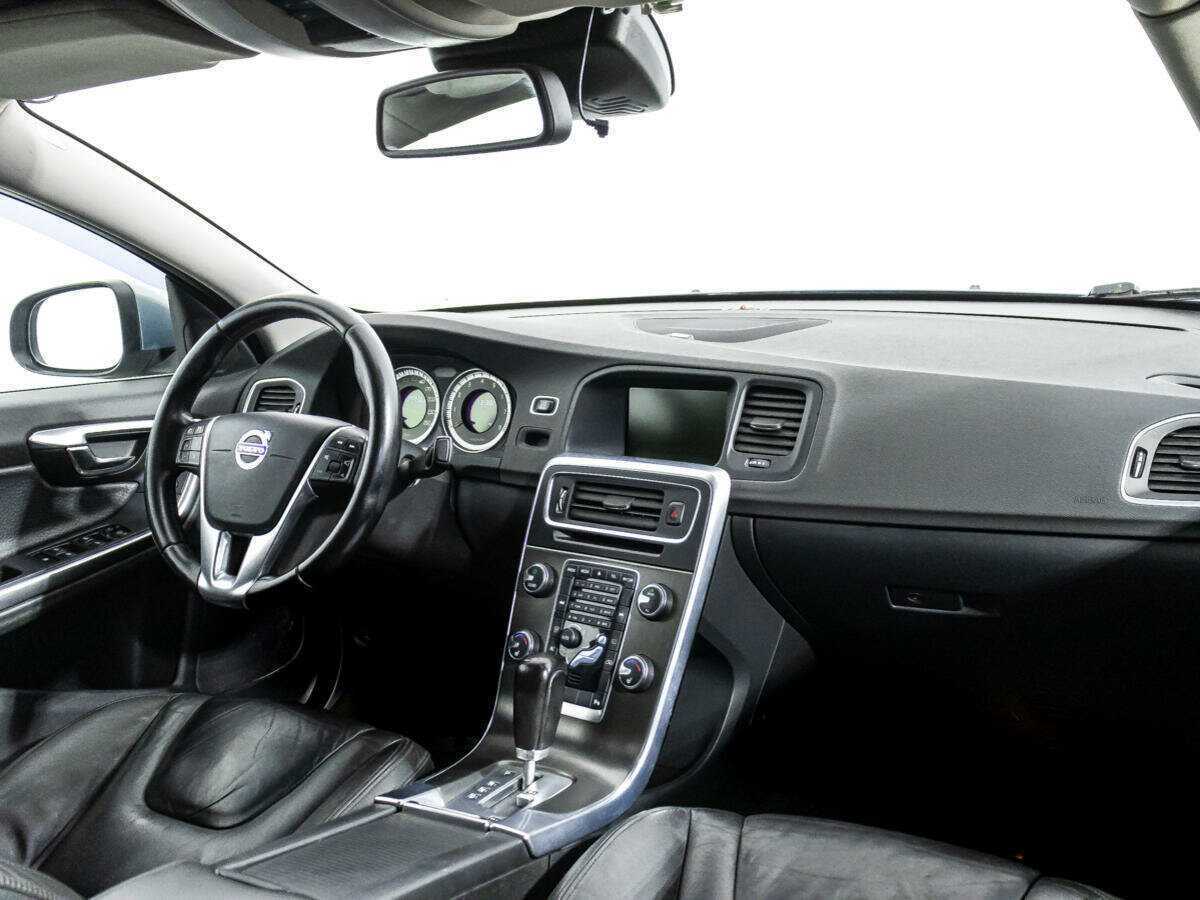 Volvo S60 с пробегом — 2011 год. Фото: #8