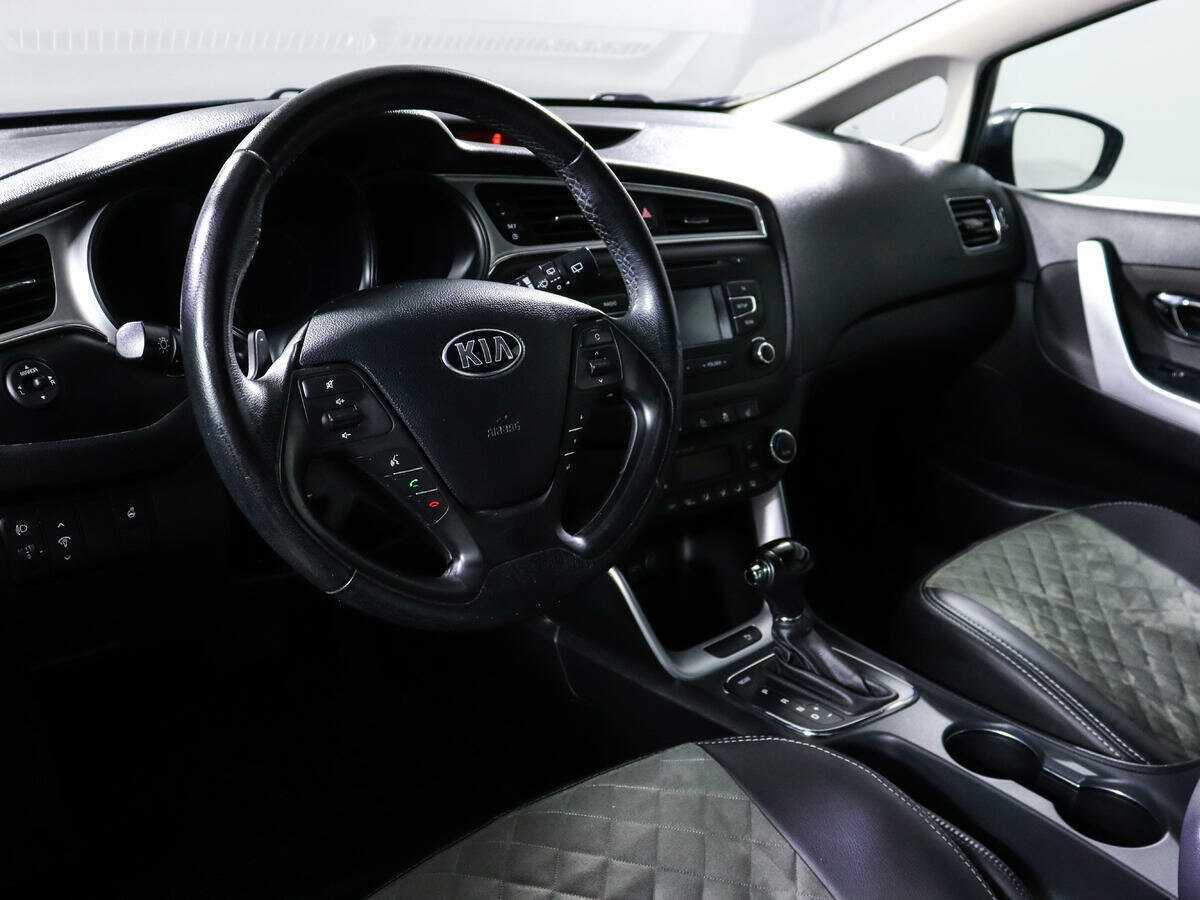 Kia Ceed с пробегом — 2017 год. Фото: #11