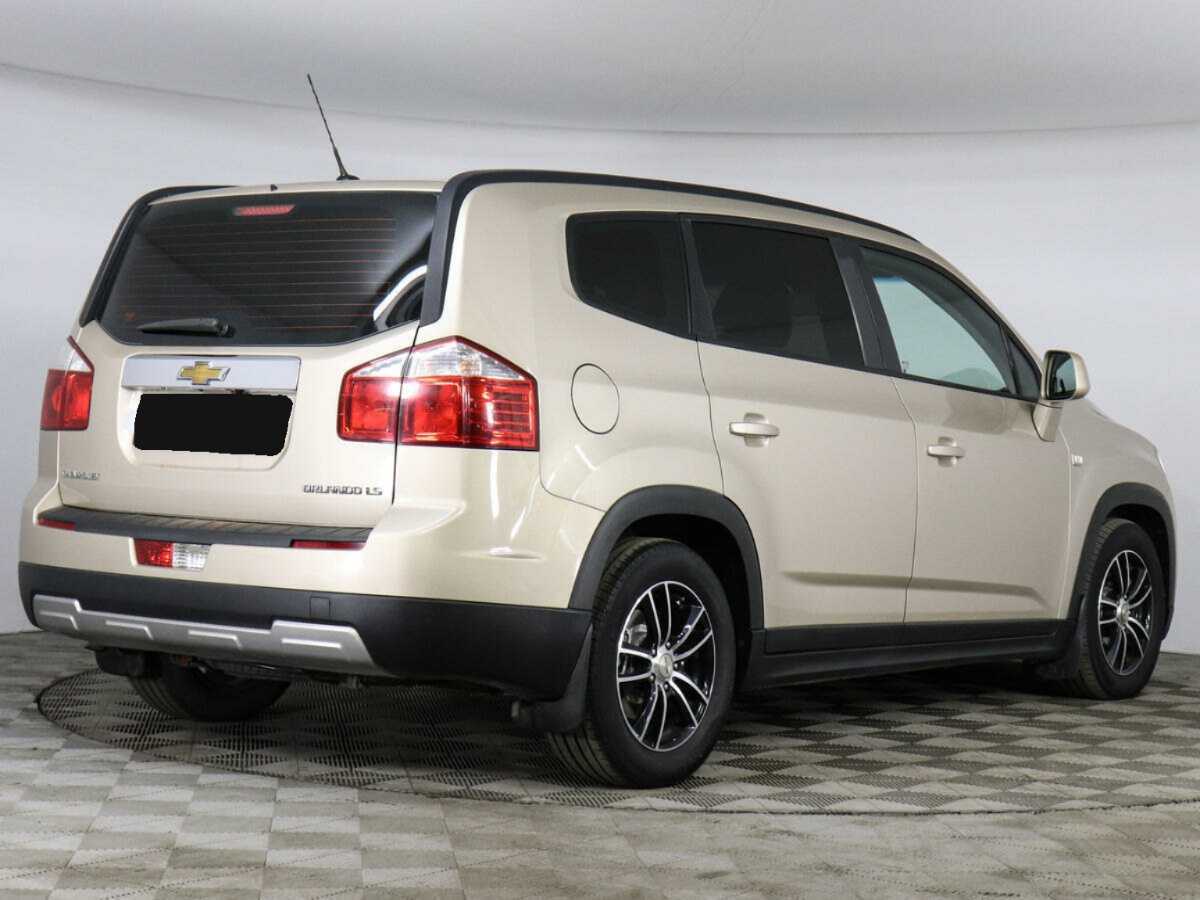 Chevrolet Orlando с пробегом — 2012 год. Фото: #4