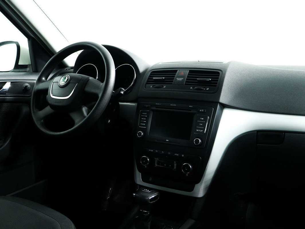 Skoda Yeti с пробегом — 2011 год. Фото: #8