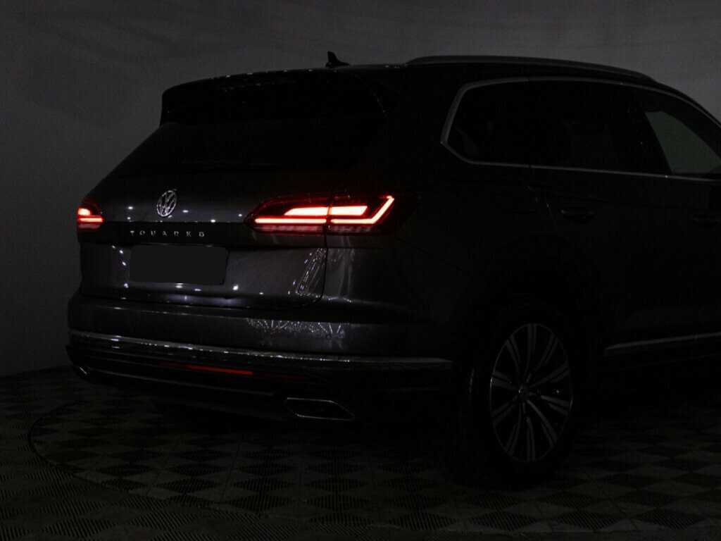 Volkswagen Touareg с пробегом — 2020 год. Фото: #30