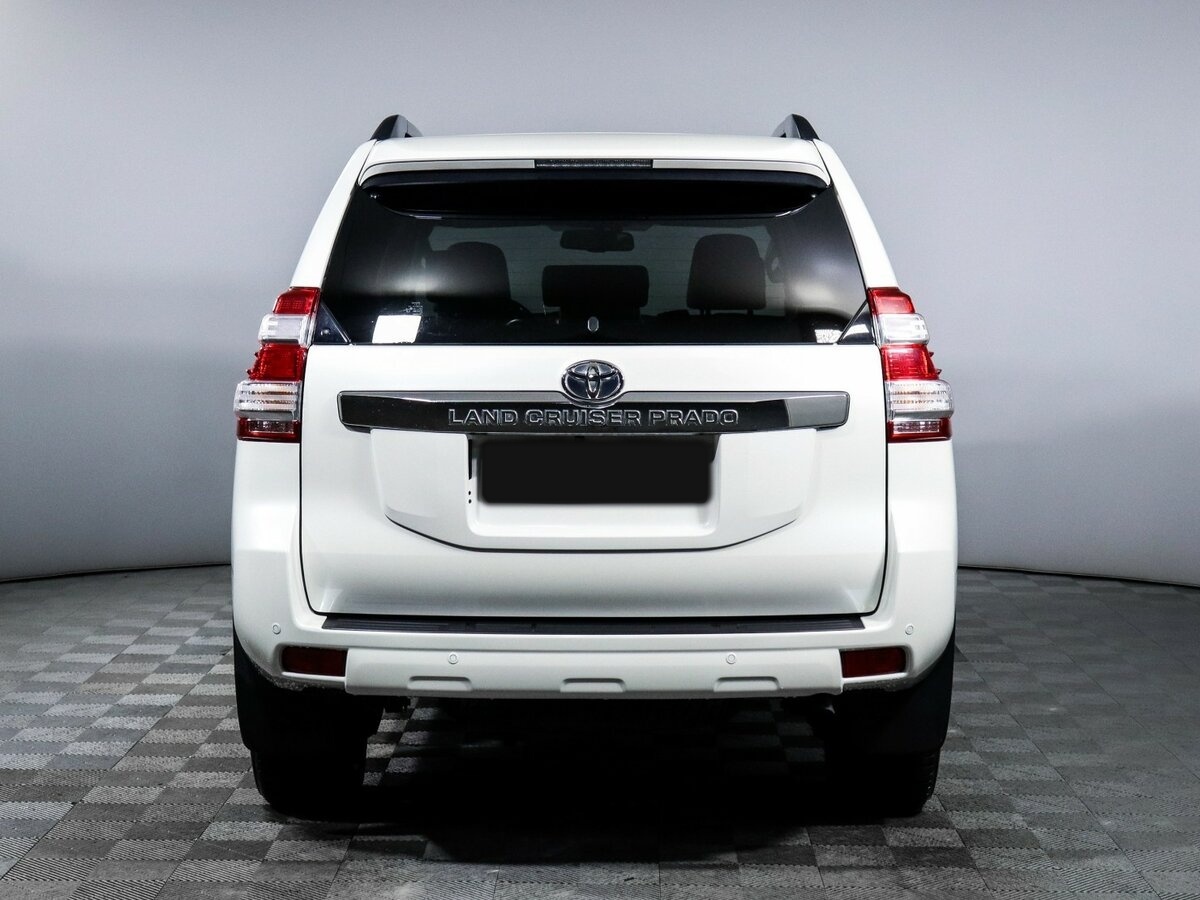 Toyota Land Cruiser Prado с пробегом — 2015 год. Фото: #5