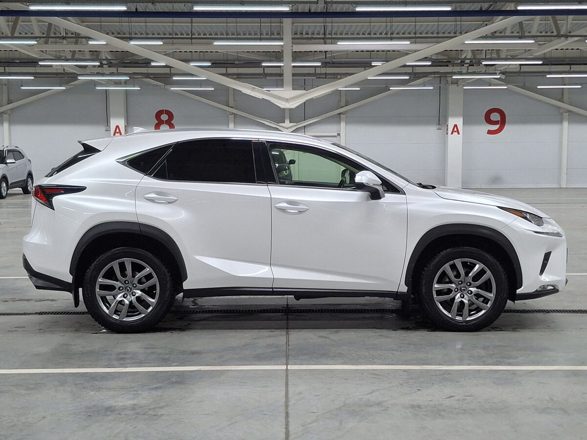 Lexus NX с пробегом — 2018 год. Фото: #3
