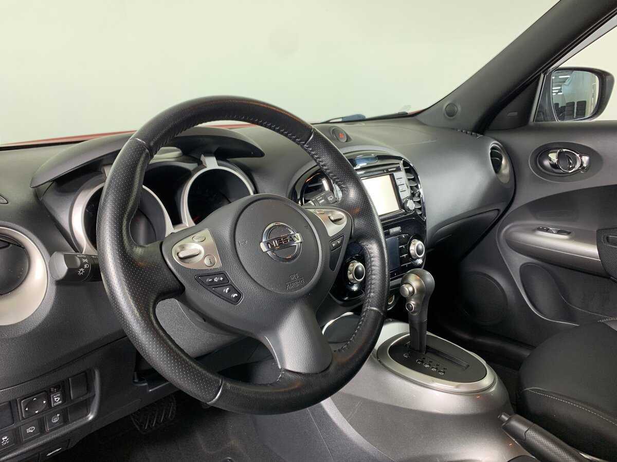 Nissan Juke с пробегом — 2015 год. Фото: #11