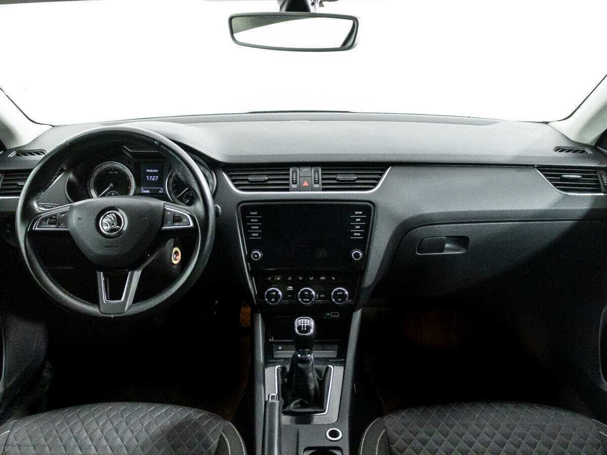 Skoda Octavia с пробегом — 2018 год. Фото: #12