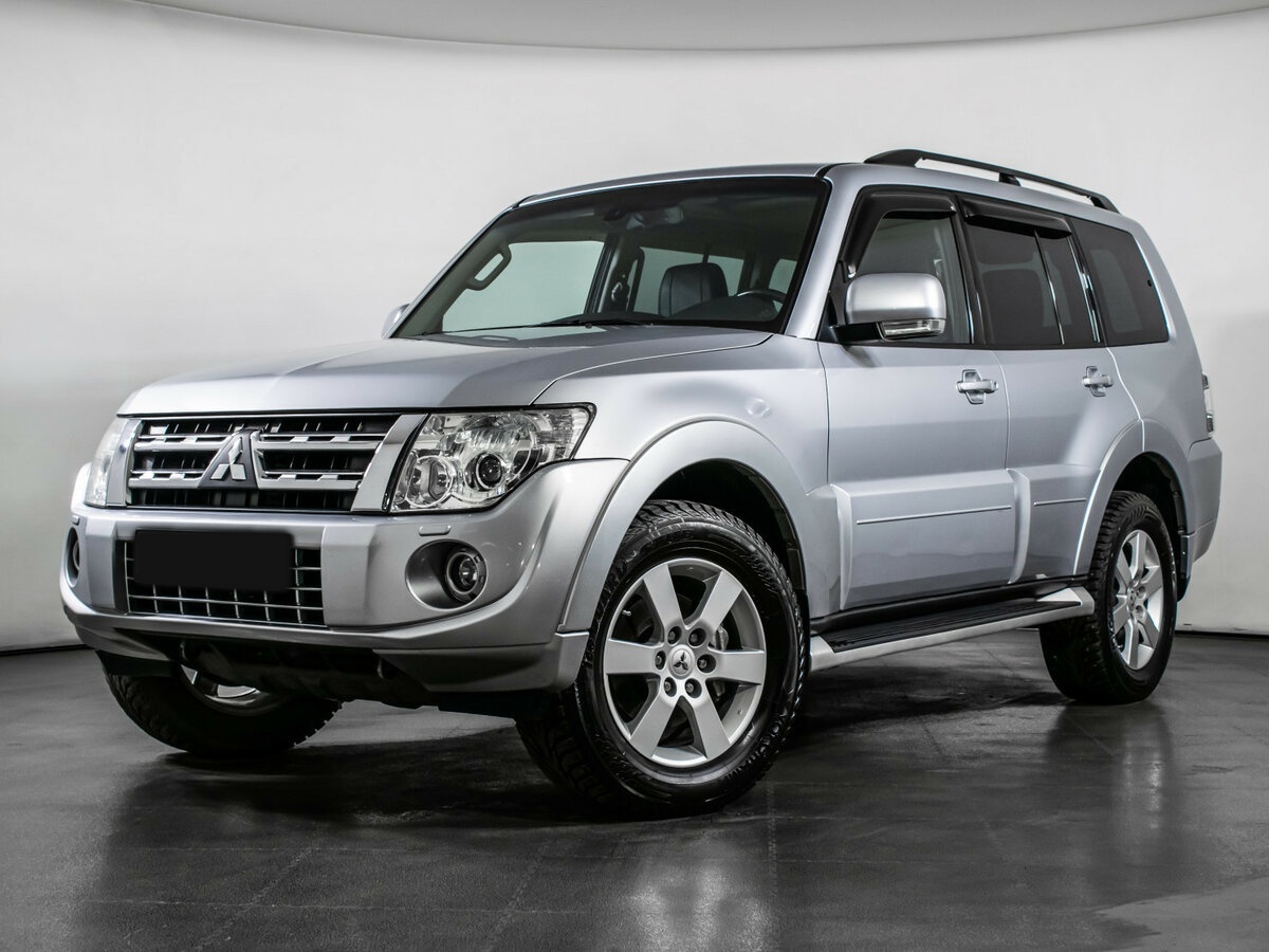 Mitsubishi Pajero с пробегом — 2012 год. Фото: #0