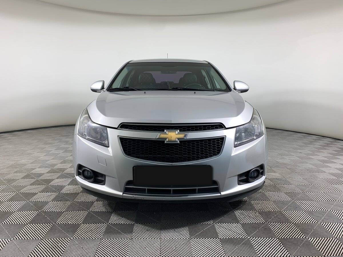 Chevrolet Cruze с пробегом — 2011 год. Фото: #1