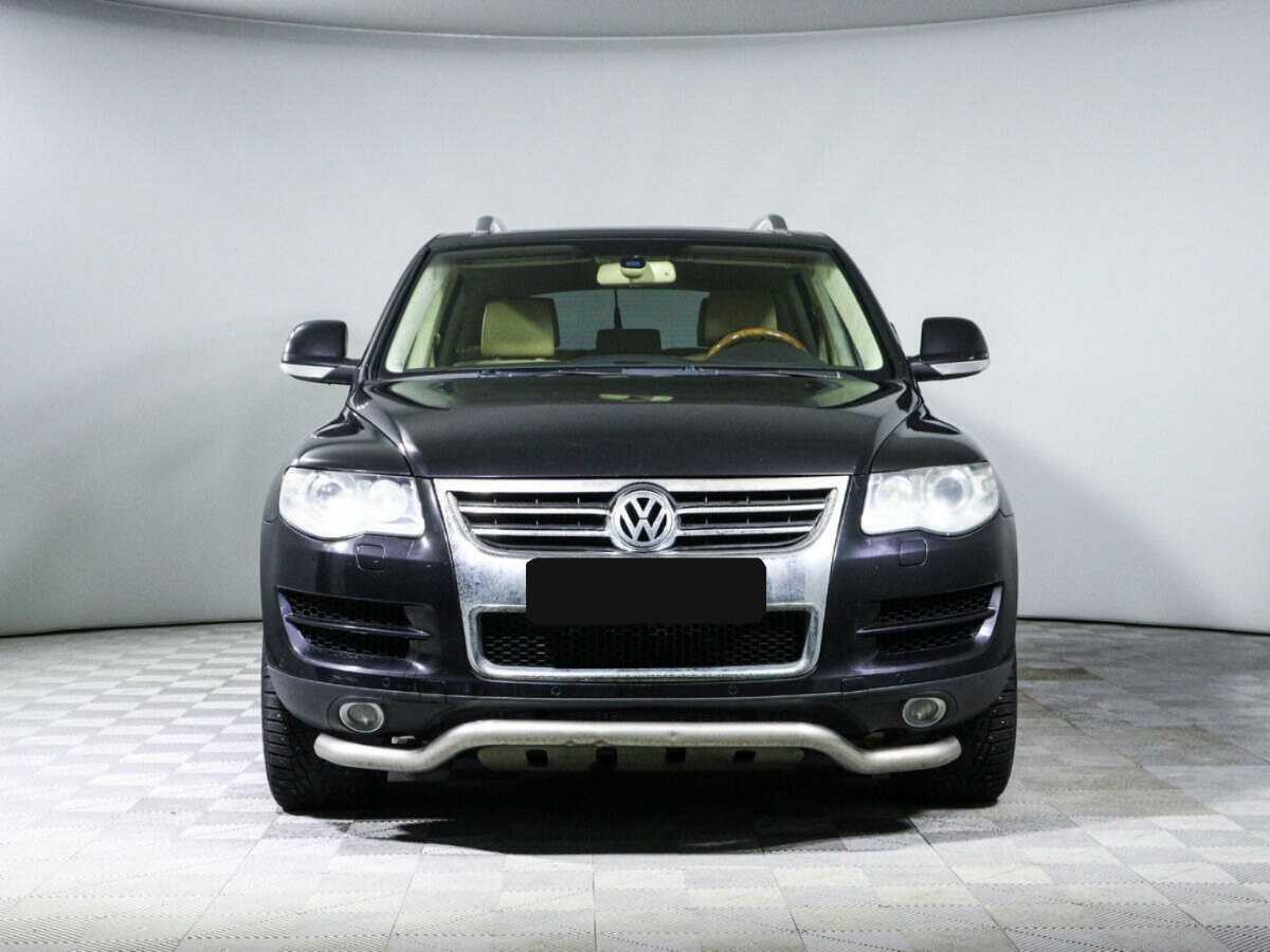 Volkswagen Touareg с пробегом — 2008 год. Фото: #1