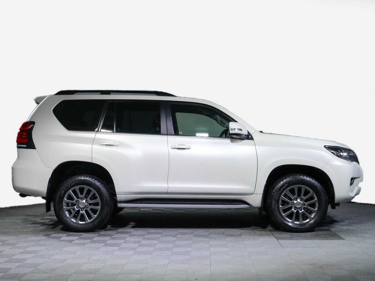 Toyota Land Cruiser Prado с пробегом — 2018 год. Фото: #3
