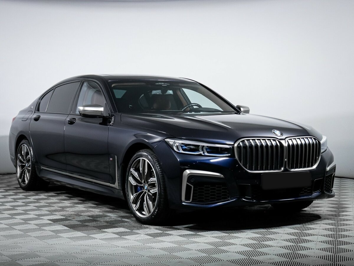 BMW 7 серии с пробегом — 2021 год. Фото: #2