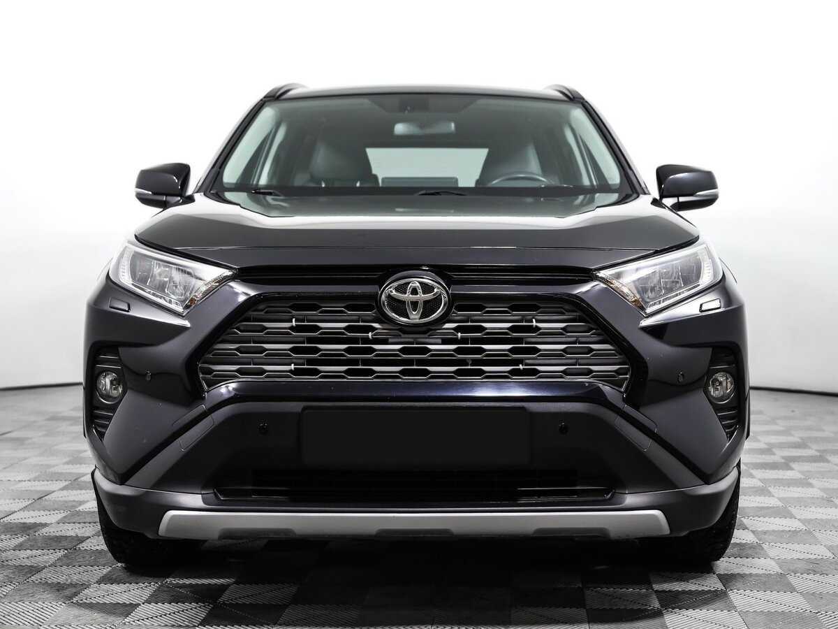Toyota RAV4 с пробегом — 2020 год. Фото: #1